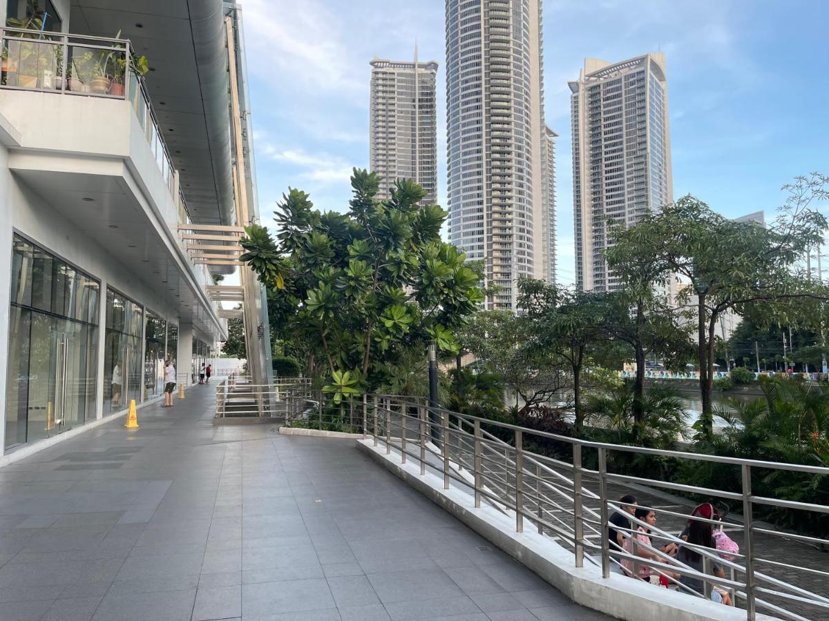 The Serene Escape Rockwell Makati City View 1Br Apartment Manila Exterior photo